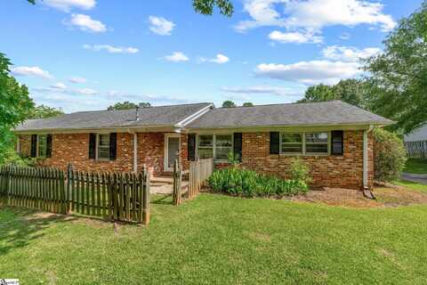 213 Knollwood Drive, Spartanburg, SC 29301