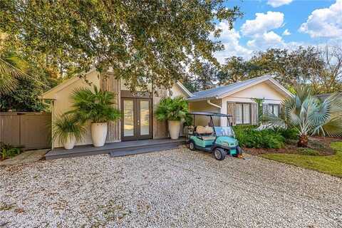 640 Oak Street, Saint Simons Island, GA 31522