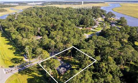 200 Satilla Drive, Brunswick, GA 31523