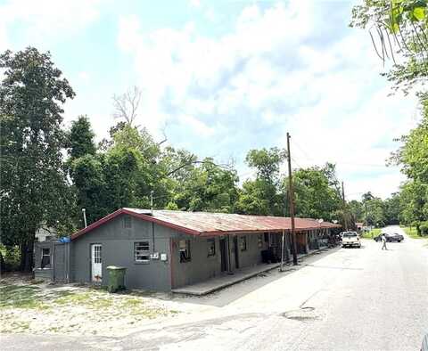 Apt E Oak Street, Jesup, GA 31546