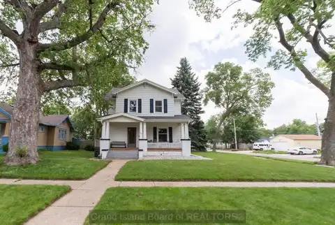 223 W 12th Street, Grand Island, NE 68801
