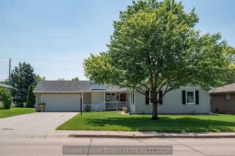 2415 W Anna St, Grand Island, NE 68803