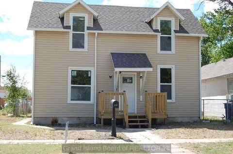 2112 Ave C, Kearney, NE 68847