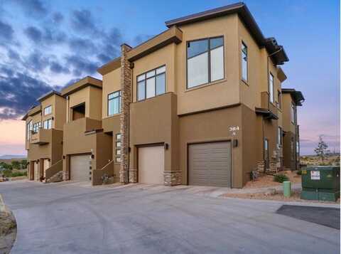392 W Ridges Boulevard, Grand Junction, CO 81507
