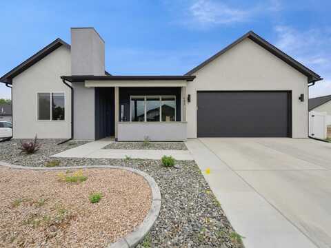 692 McHenry Avenue, Grand Junction, CO 81505