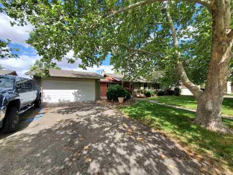 2742 Spring Valley Circle, Grand Junction, CO 81506
