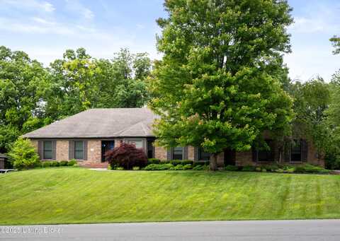 9 Oak Tree Ln, Louisville, KY 40245