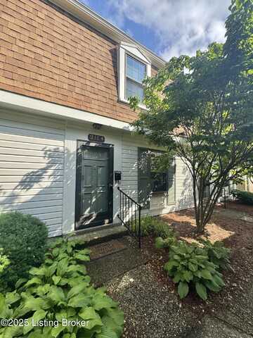 211 Fairfax Ave, Louisville, KY 40207