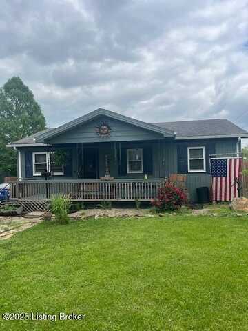 379 S High St, Austin, IN 47102