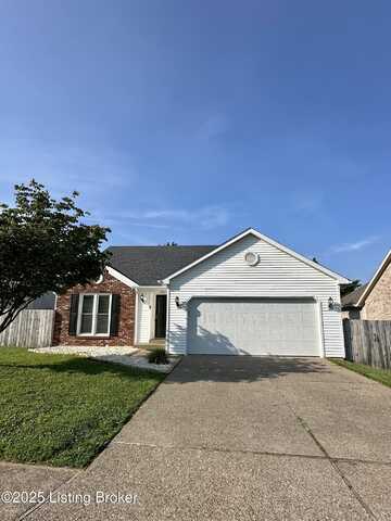 3907 Vantage Pl, Jeffersontown, KY 40299