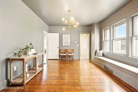 681 S 42nd St, Louisville, KY 40211