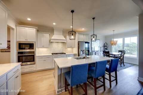 1605 Meremont Ridge Rd, Louisville, KY 40245