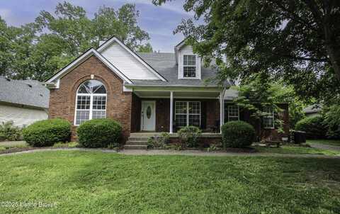 512 Valley College Dr, Louisville, KY 40272