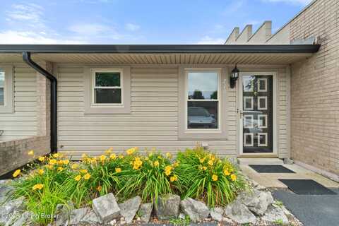 710 Victoria Ct, New Albany, IN 47150
