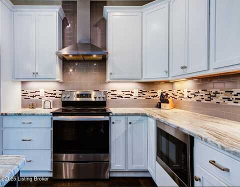 1622 Church Side Dr, Goshen, KY 40026