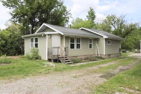 5413 S Waverly Road, Lansing, MI 48911