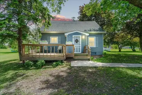 424 N Morrice Road, Morrice, MI 48857