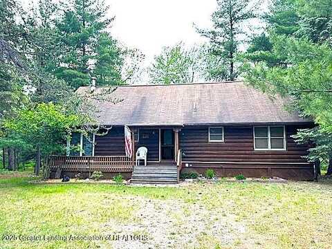 10886 SE Gillow Road, Fife Lake, MI 49633