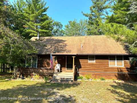 10886 SE Gillow Road, Fife Lake, MI 49633