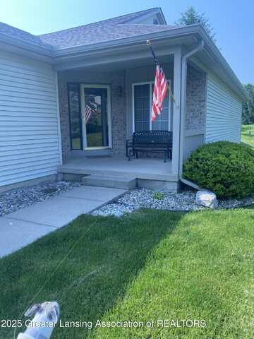 1703 Willow Creek Drive, Lansing, MI 48917