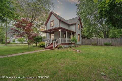 324 Green Street, Grand Ledge, MI 48837
