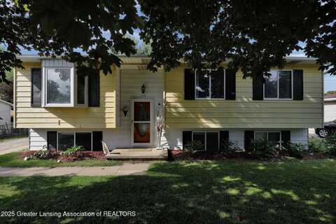 314 Scarlet Oak Lane, Perry, MI 48872