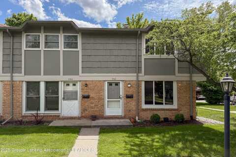 956 Trafalger Lane, East Lansing, MI 48823