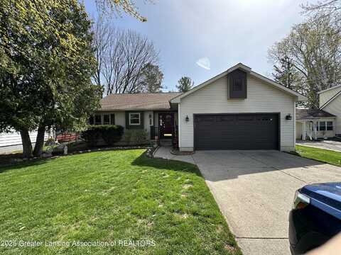 1032 Robins Road, Lansing, MI 48917