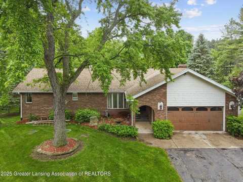 1346 E Howe Road, DeWitt, MI 48820