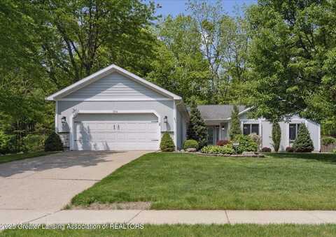 304 Williamsburg Road, Lansing, MI 48917