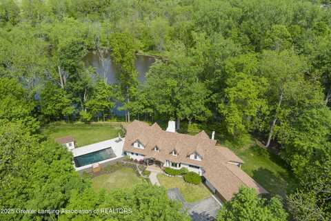 12855 Oneida Woods Trail, Grand Ledge, MI 48837