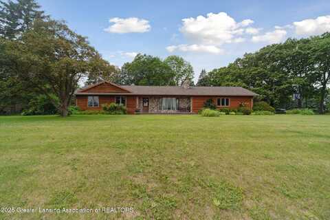 7008 Westgate Drive, Laingsburg, MI 48848