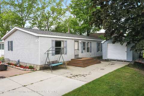 109 Cooper, Houghton Lake, MI 48629