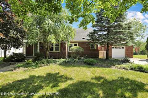 300 E Church Street, Williamston, MI 48895