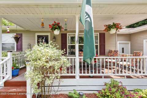 10470 Barnes Highway, Eaton Rapids, MI 48827