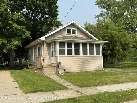1555 Roosevelt Avenue, Lansing, MI 48915