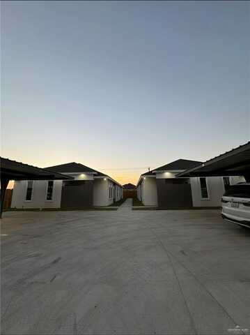 1309 S Xanthia Street, Alton, TX 78573