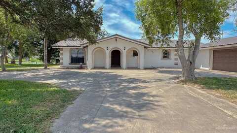 1230 Moon Lake Street N, Progreso Lakes, TX 78596