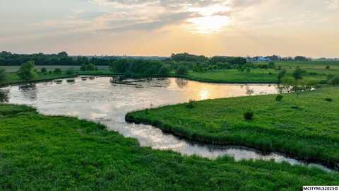 280th St, MASON CITY, IA 50401
