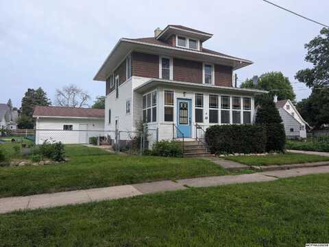416 S Carolina, MASON CITY, IA 50401