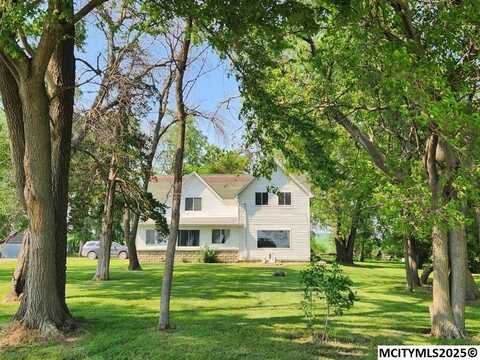 21342 280th St, MASON CITY, IA 50401