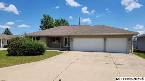 1410 N 24th St, CLEAR LAKE, IA 50428
