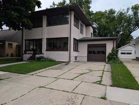 1030 2nd NW, MASON CITY, IA 50401