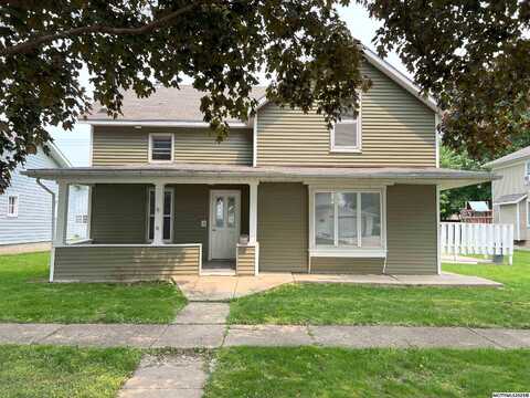 1119 State St, OSAGE, IA 50461