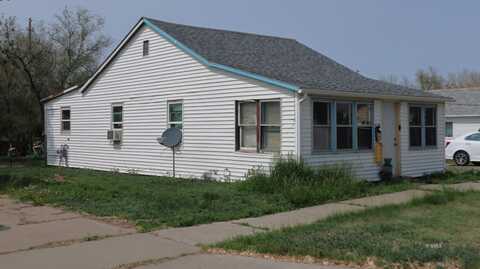 311 N Sargent Ave, Glendive, MT 59330
