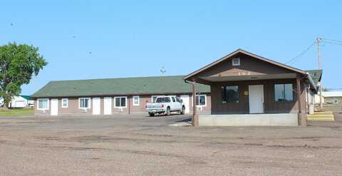 102 Ave B, Circle, MT 59215