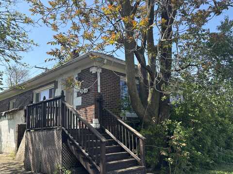 1049 Drackert Street, Hammond, IN 46320