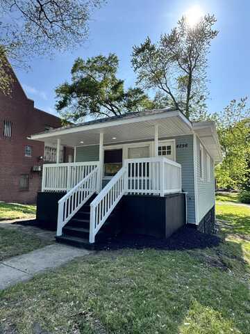 4256 Washington Street, Gary, IN 46408