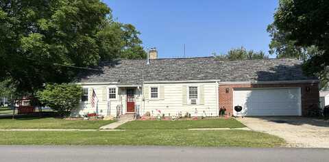 101 E Indiana Avenue, Morocco, IN 47963