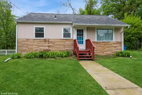 222 Chief Circle, Chesterton, IN 46304